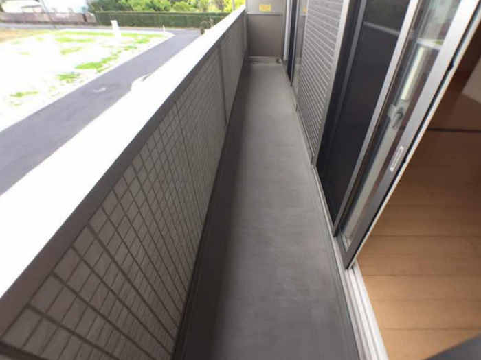 13/20 バルコニー