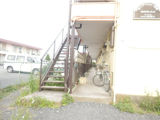 21/25 エントランス