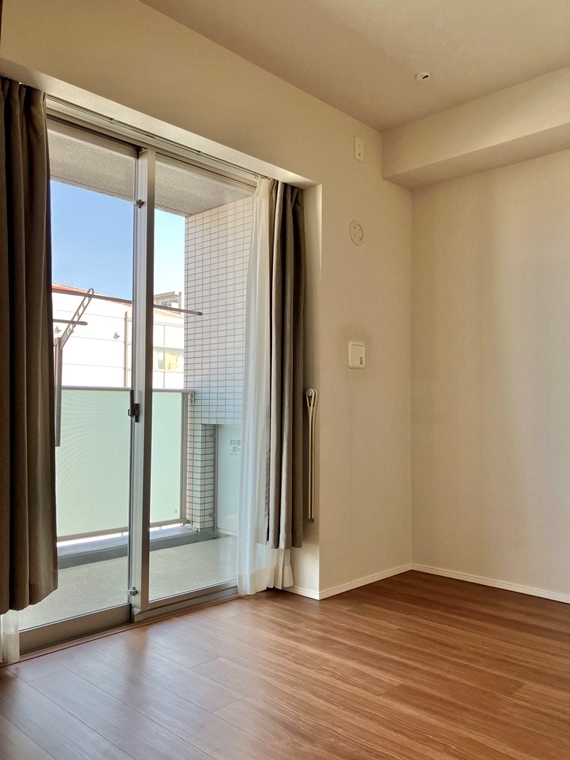 15/16 エントランス