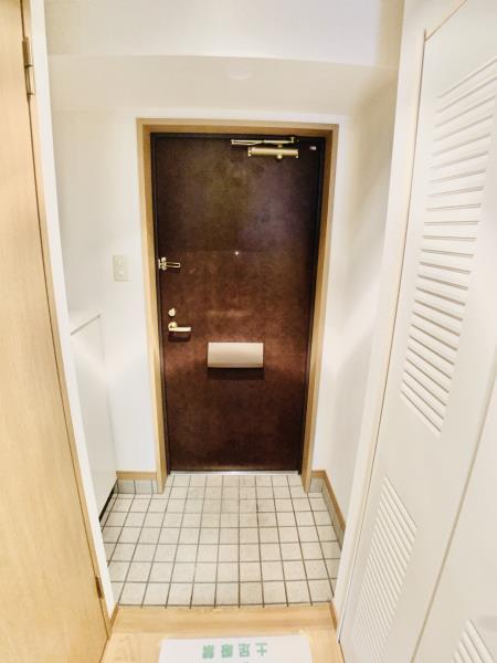 13/30 玄関