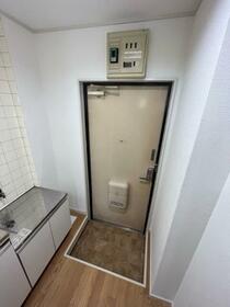 5/5 エントランス