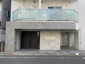 14/14 エントランス