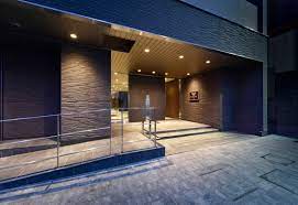 5/5 エントランス