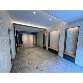 14/14 エントランス