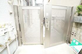 3/3 エントランス