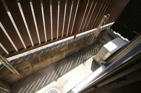 13/25 バルコニー