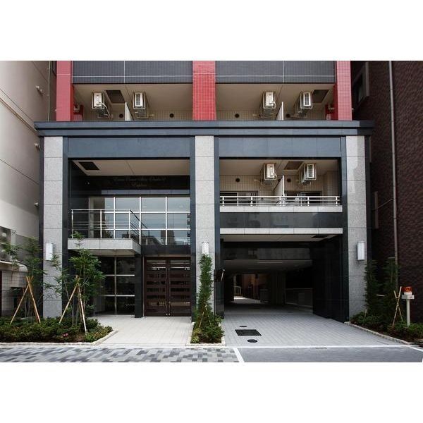 14/23 エントランス