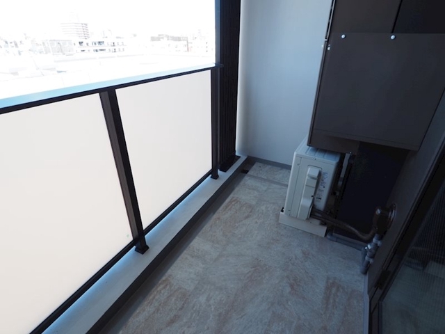19/23 バルコニー