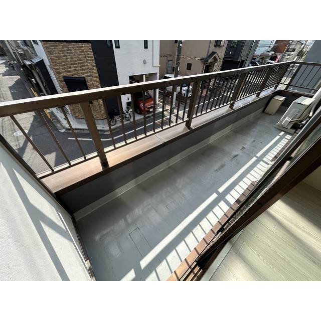 19/25 バルコニー