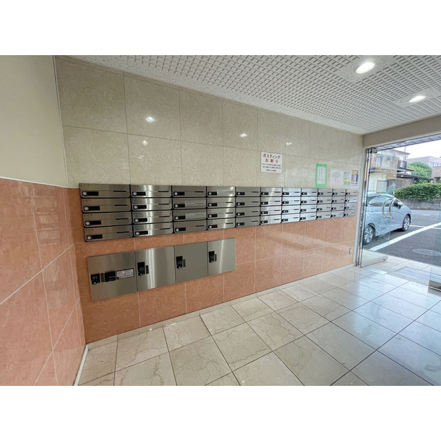 19/21 エントランス