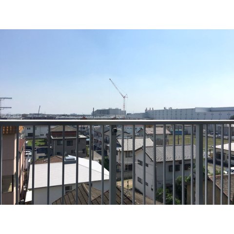 20/30 エントランス