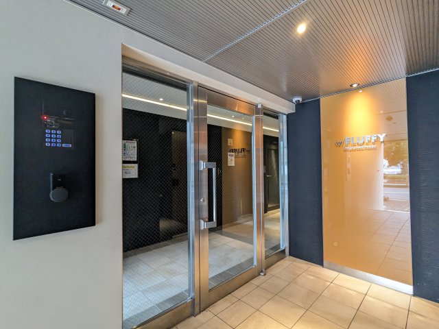 17/17 エントランス