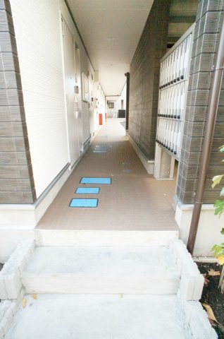 22/22 エントランス