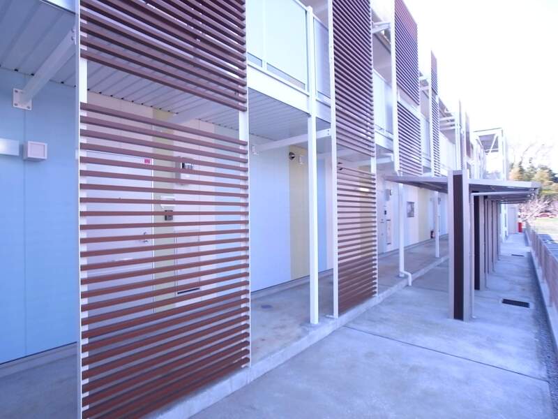 16/17 エントランス