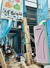 16/16 エントランス