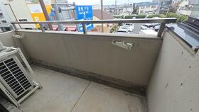 13/13 バルコニー