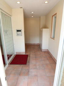 3/3 エントランス