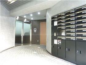 15/16 エントランス