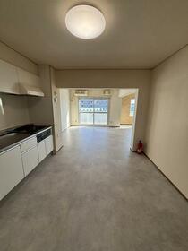 4/13 リビング/ダイニング