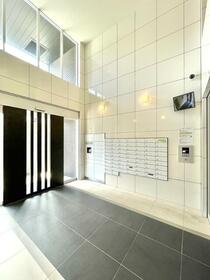 14/14 エントランス