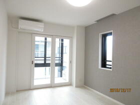 15/16 エントランス