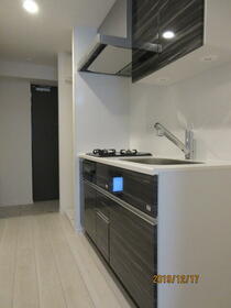 16/16 エントランス