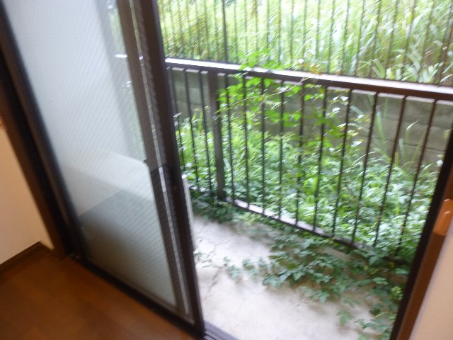 20/30 バルコニー