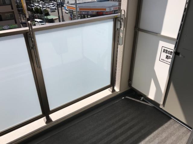 18/25 バルコニー