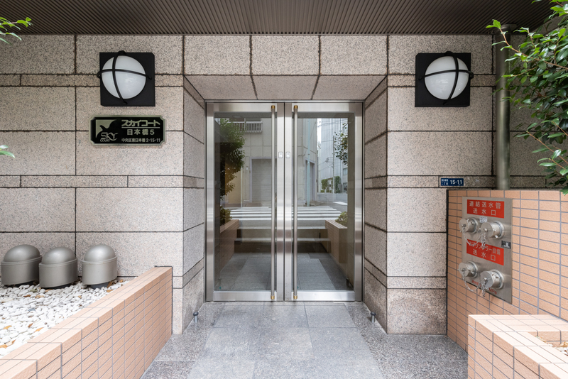 5/5 エントランス