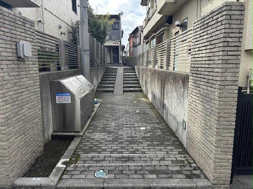 14/14 エントランス