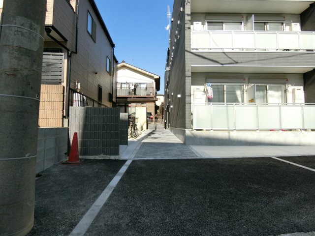 22/22 エントランス