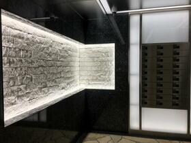 2/2 エントランス