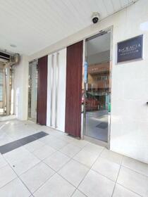 13/13 エントランス