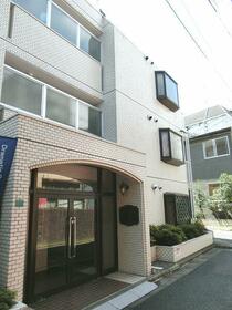 15/15 エントランス