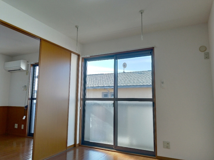 18/25 エントランス