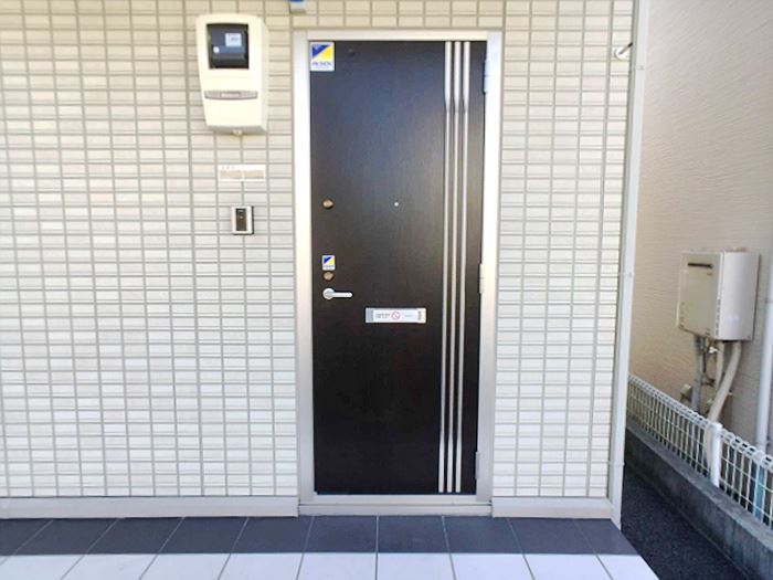 18/25 エントランス