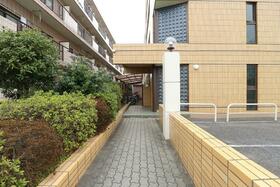 3/5 エントランス