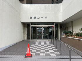 13/13 エントランス