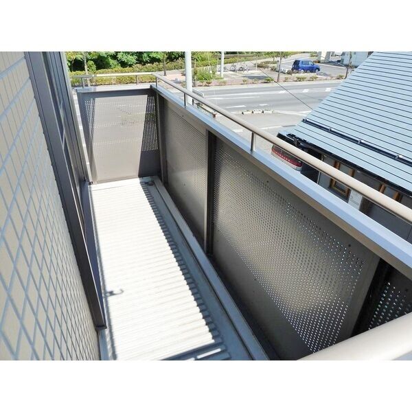 20/30 バルコニー