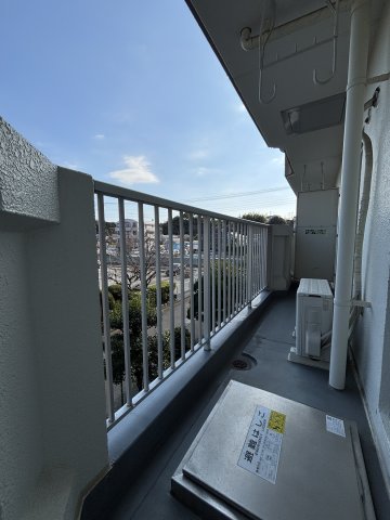 16/23 バルコニー