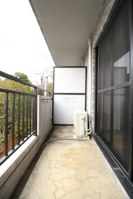 13/20 バルコニー