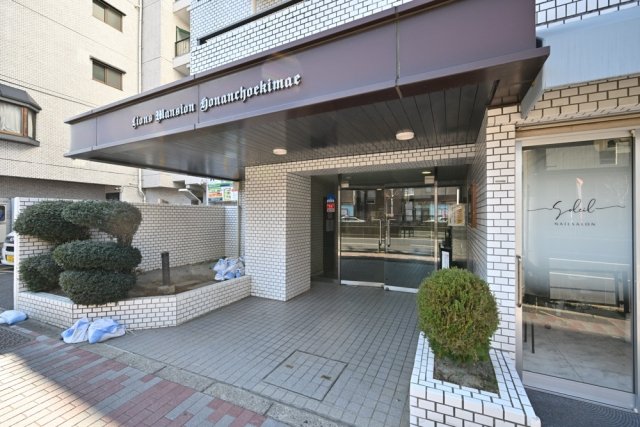 14/22 エントランス