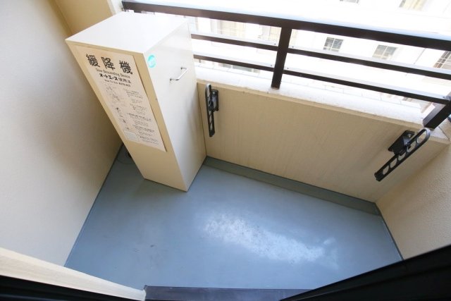 19/27 バルコニー