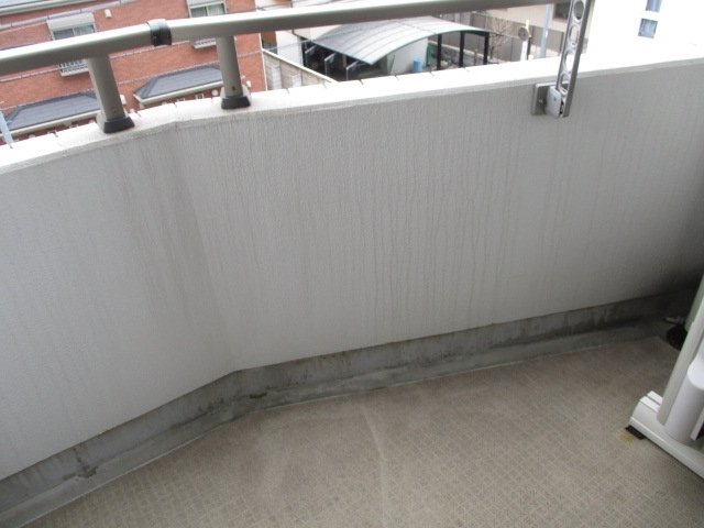 14/27 バルコニー