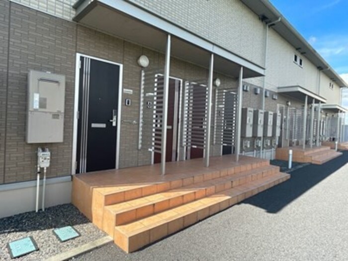 2/13 エントランス