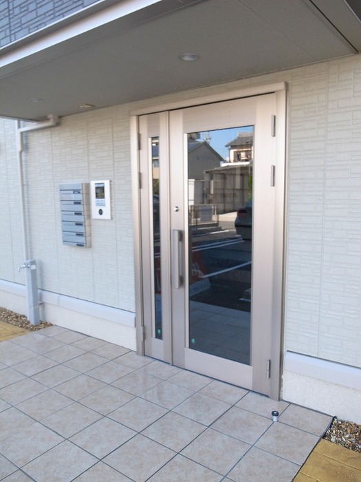 14/19 エントランス