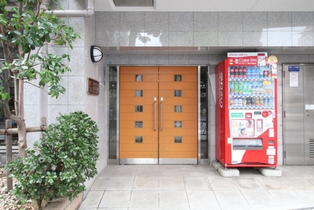 2/3 エントランス