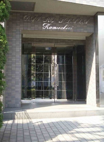 3/3 エントランス