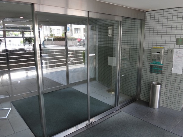 14/21 エントランス