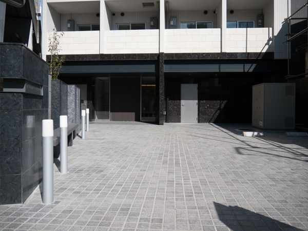 3/4 エントランス